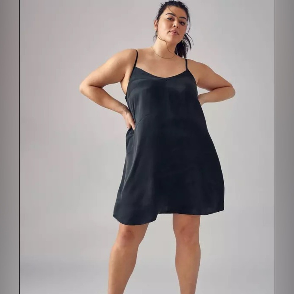 ATHLETA CALM COOL SLIP DRESS - Picture 3 of 9